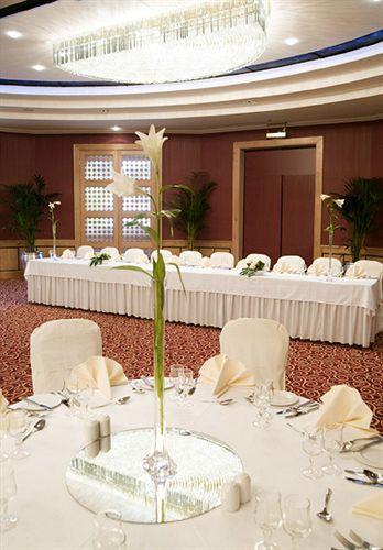 Hotel The Bonnington & Leisure Centre 3*
