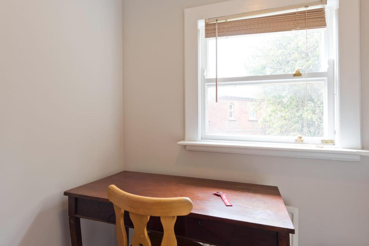 4 Small Bedsit 10 Minutes Walk To City Groy61 Apartment Dublin