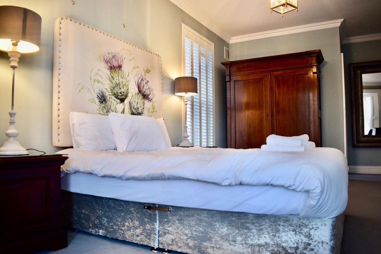 Holiday home Refurbished Traditional Townhouse