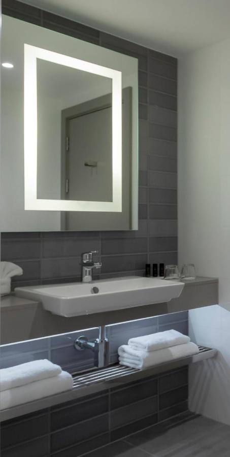 Hotel Clayton Charlemont