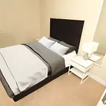 Grand Canal Quay - 3 Bedroom Apartment