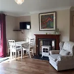 Luxury Ballsbridge Apartment Beside Rds