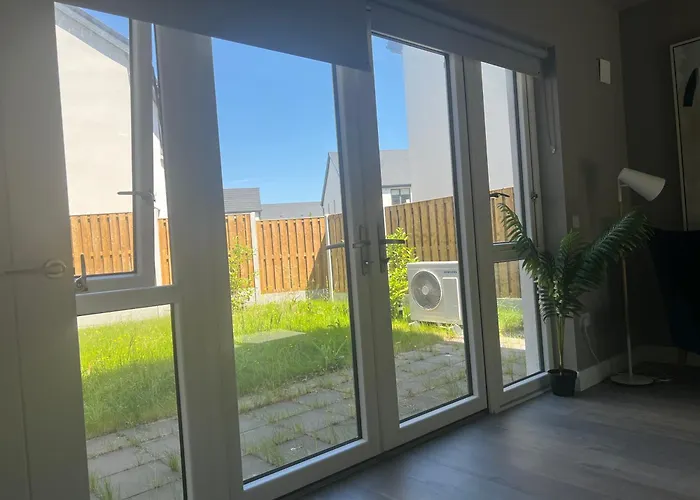 3 Bed Rooms Vip Family House