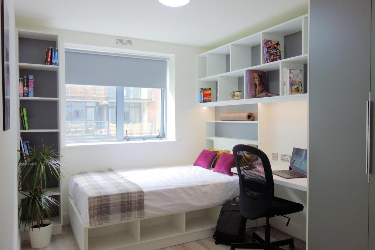 Mayor Square Nci Residences Ifsc Apartment