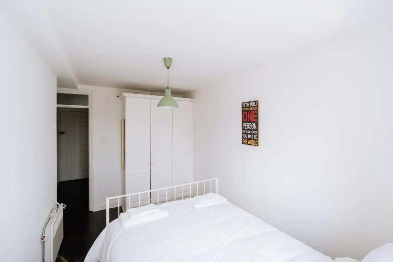Homely 1 Bedroom In Centre With River View Apartment Dublin