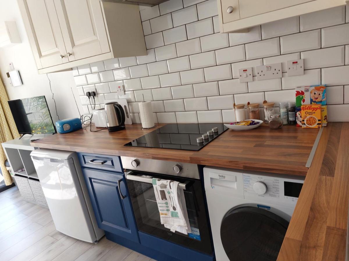 Seaside With Seaview In 3 Close To Centre Dublin
