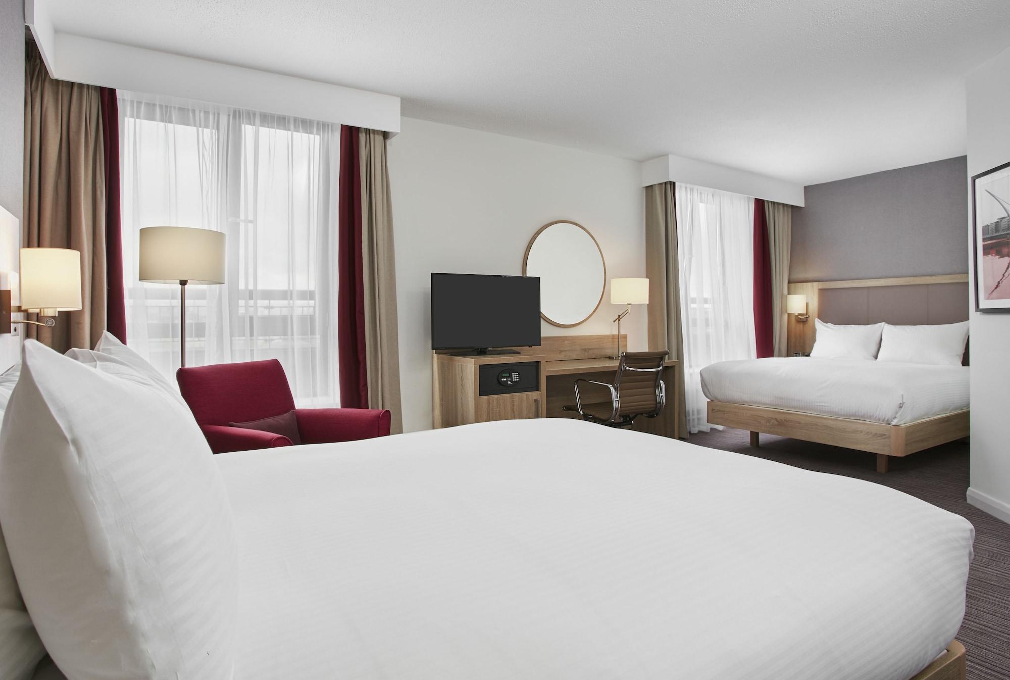Hilton Garden Centre 4*