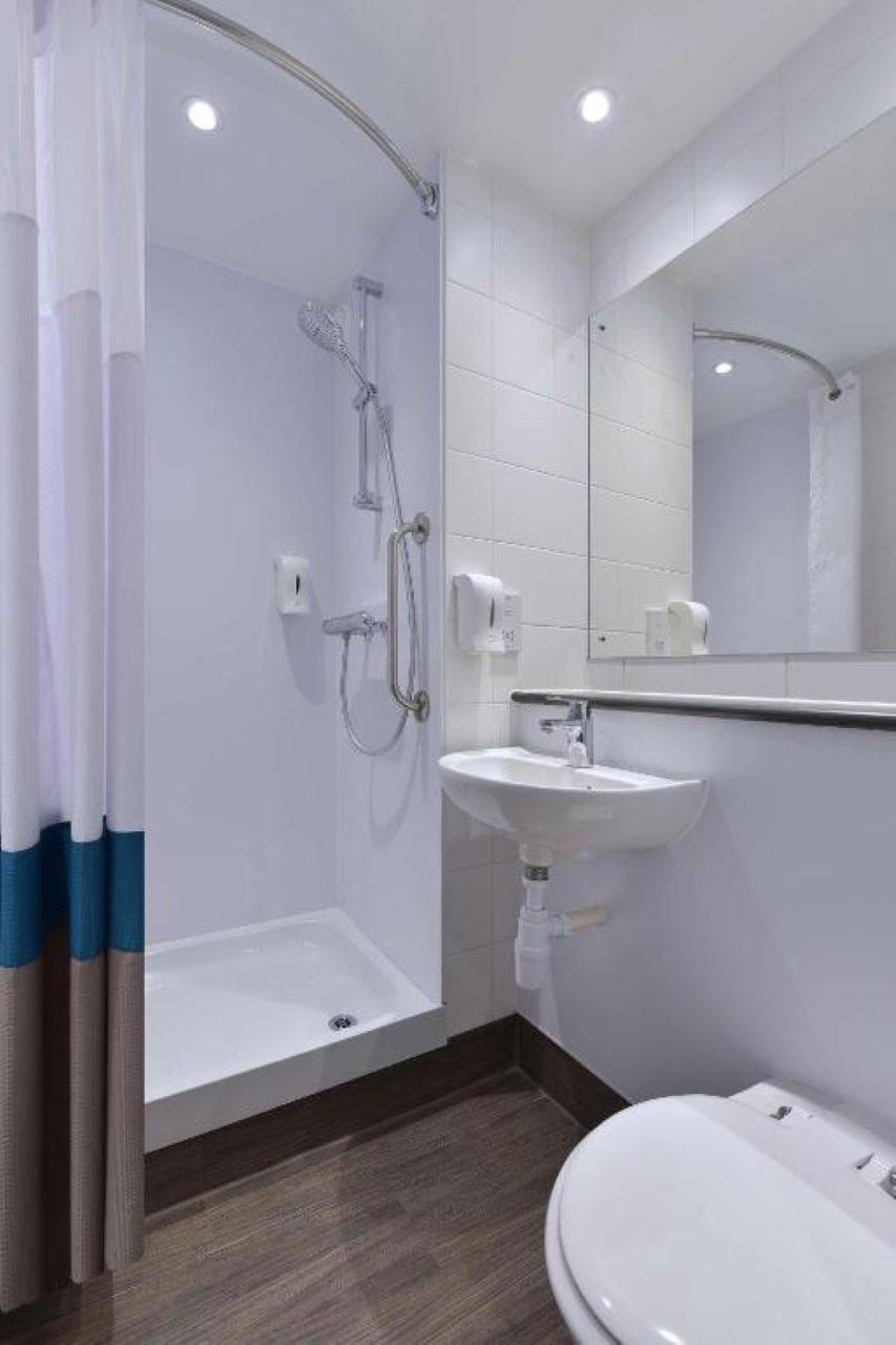 Travelodge Centre Hotel