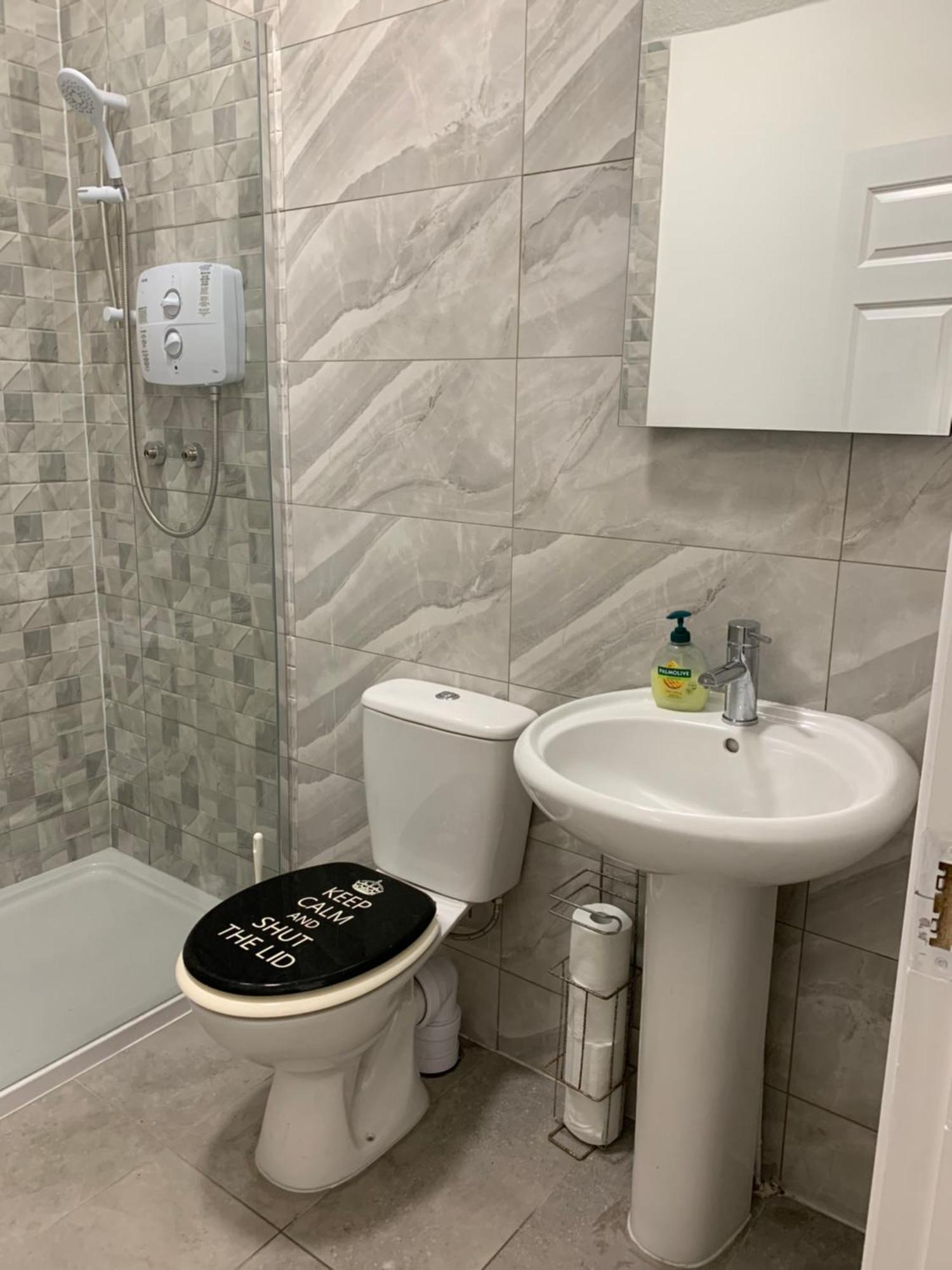 Eden Quay Private Inn *