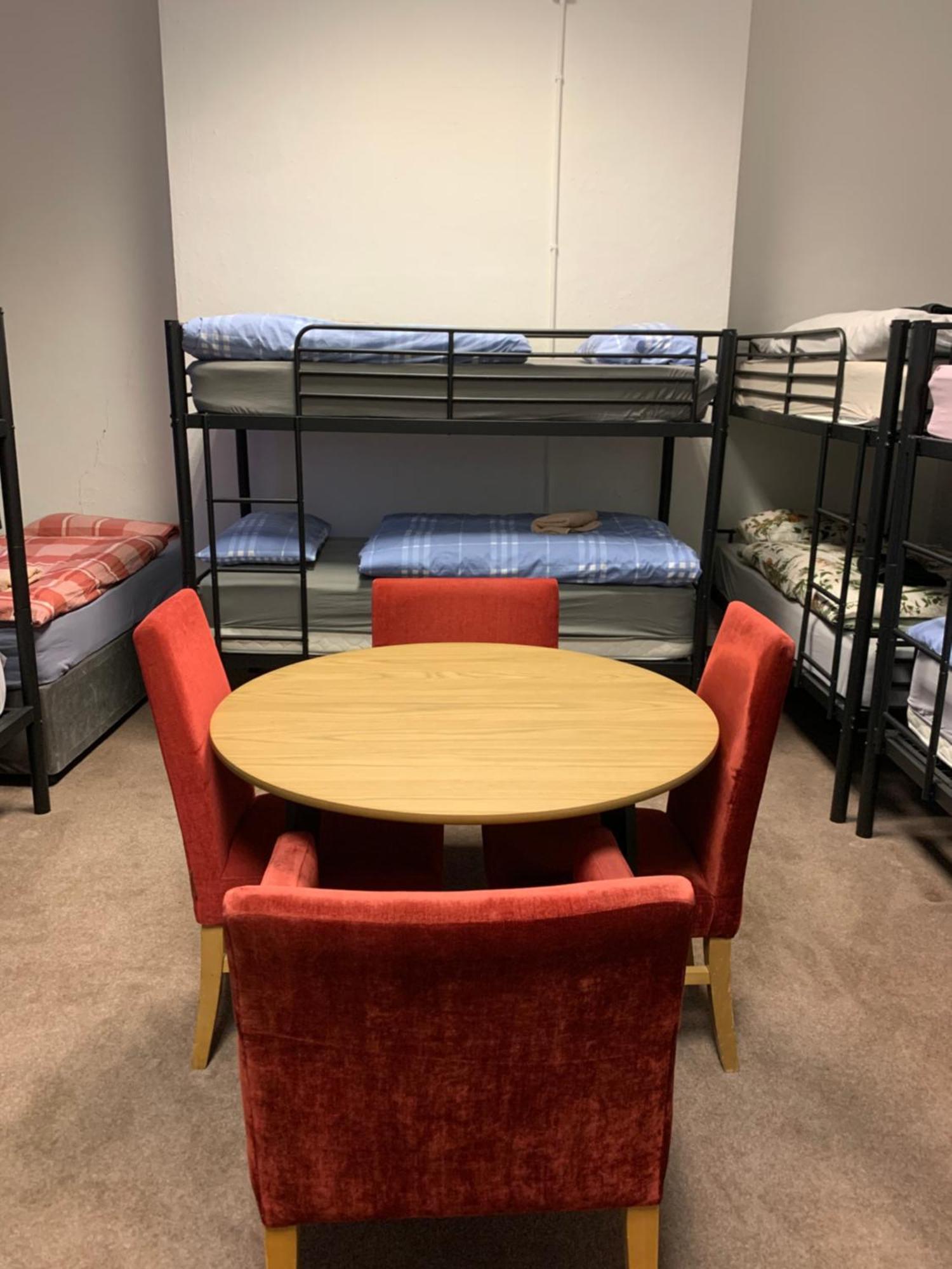 Eden Quay Private Inn *