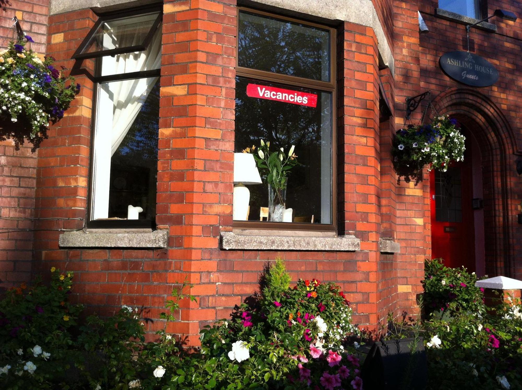 Guest house Ashling House Serviced 3*