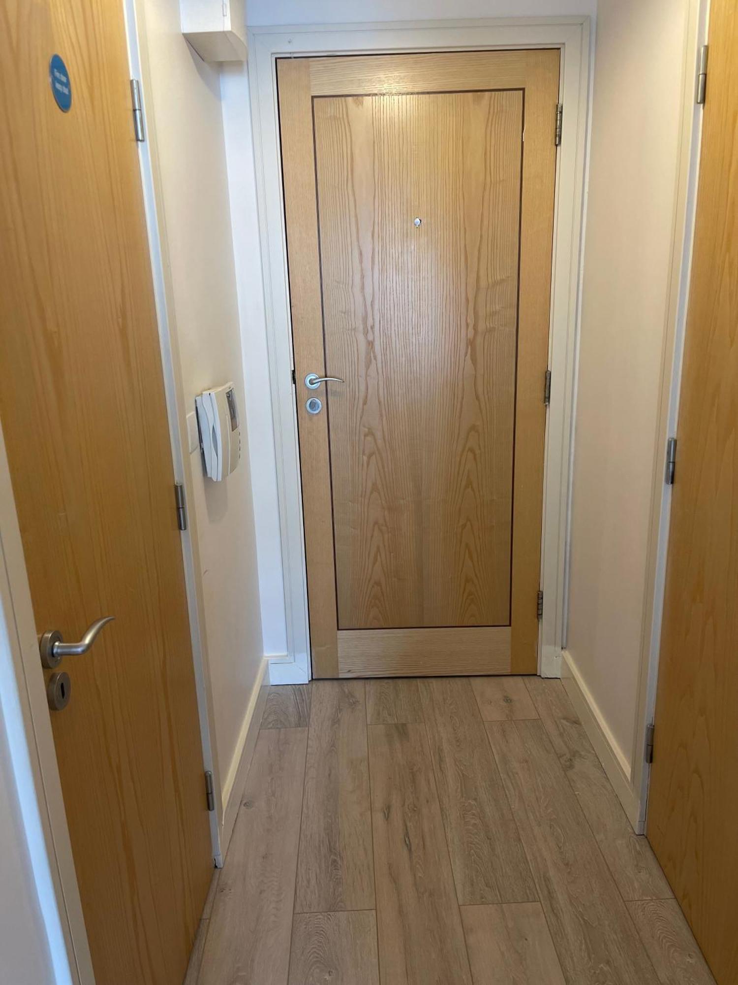 Greeg Court Apartment