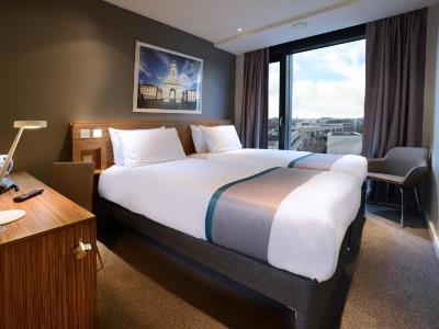 Travelodge Centre Hotel