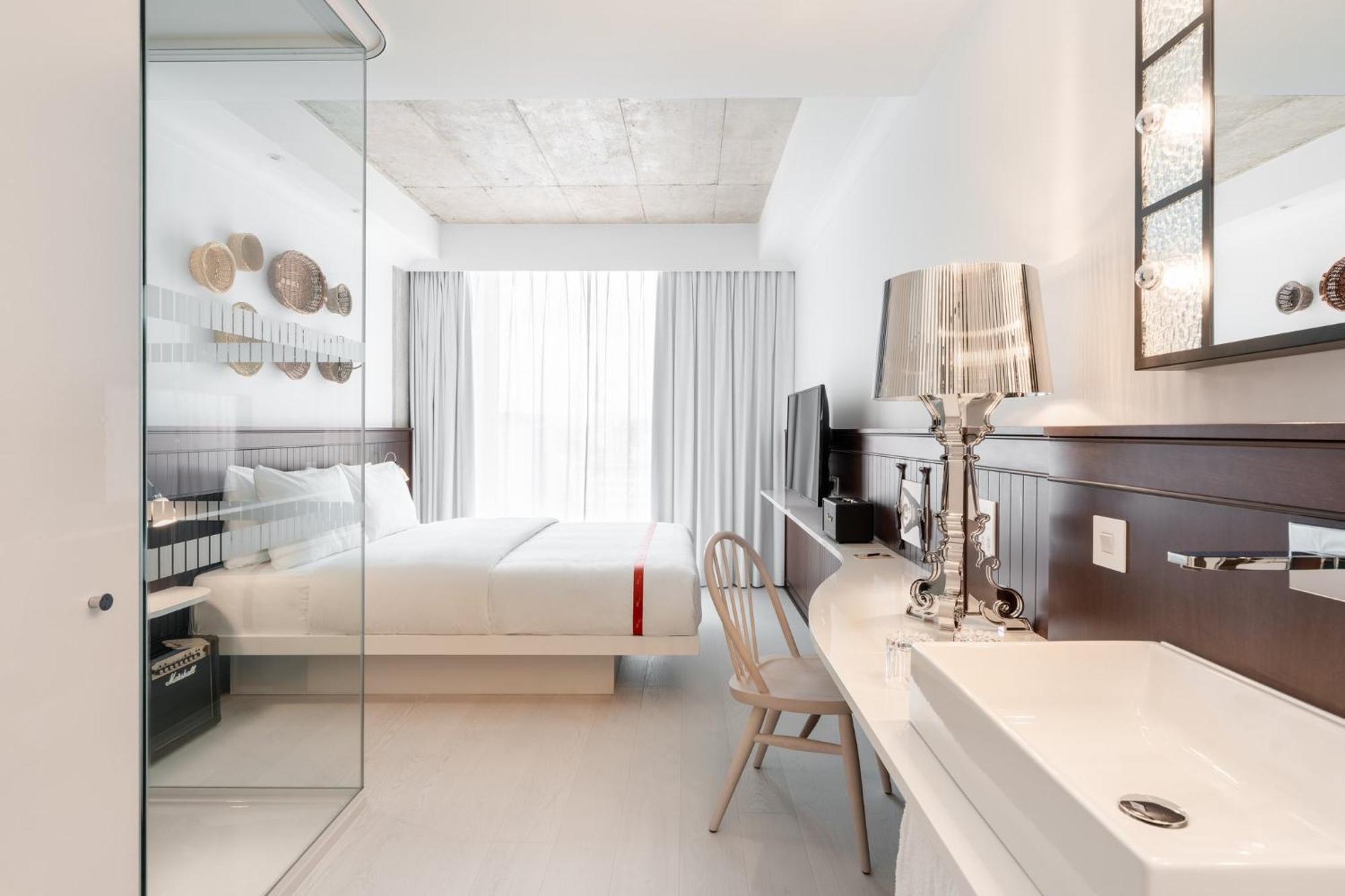 Ruby Molly Hotel 4*