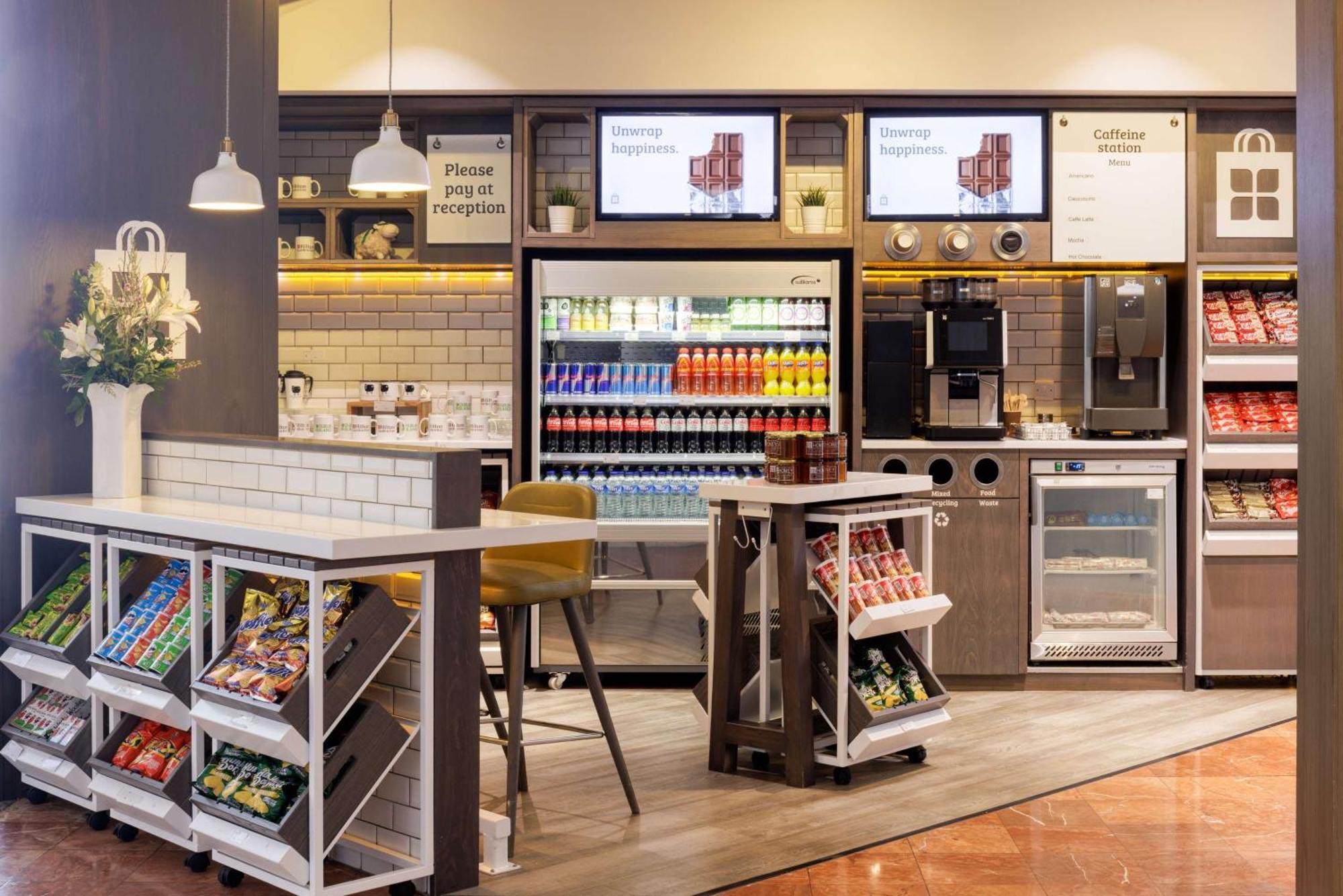 Hilton Garden Centre Hotel 4*
