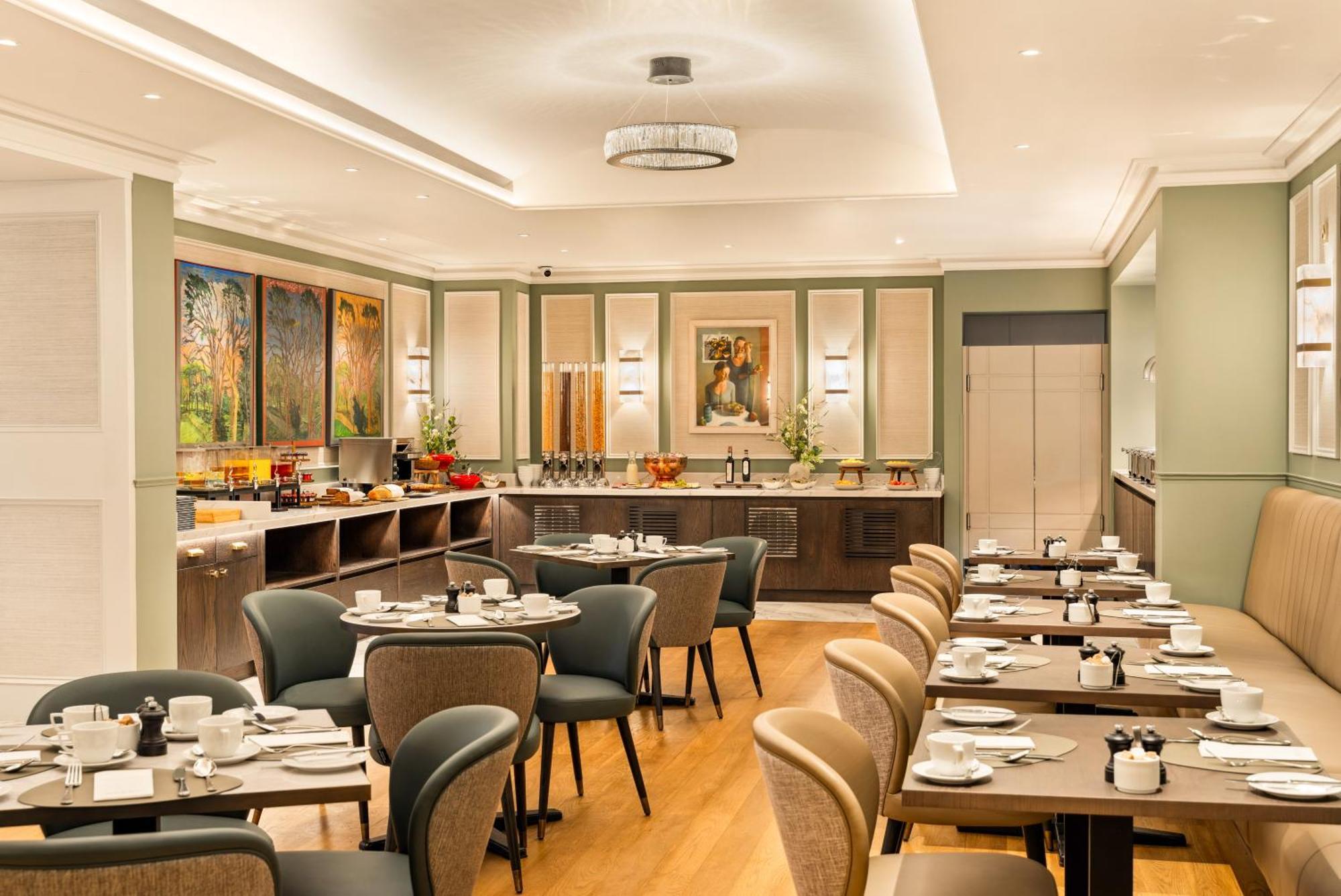 Brooks Hotel