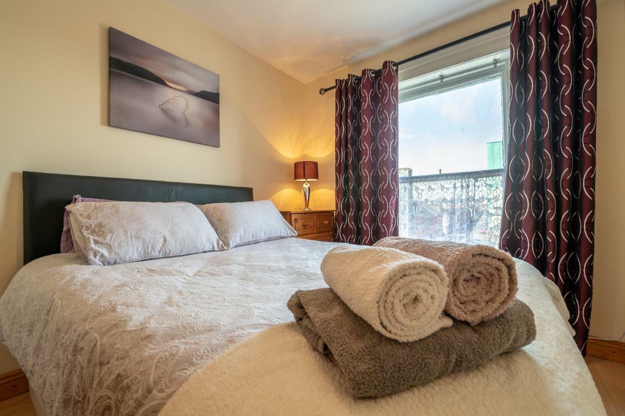 Apartment The Red Parrot Townhouse *