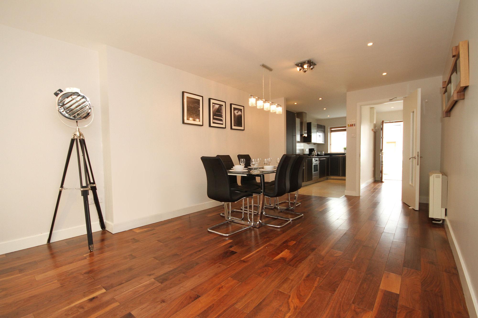 Grand Canal Quay - 3 Bedroom