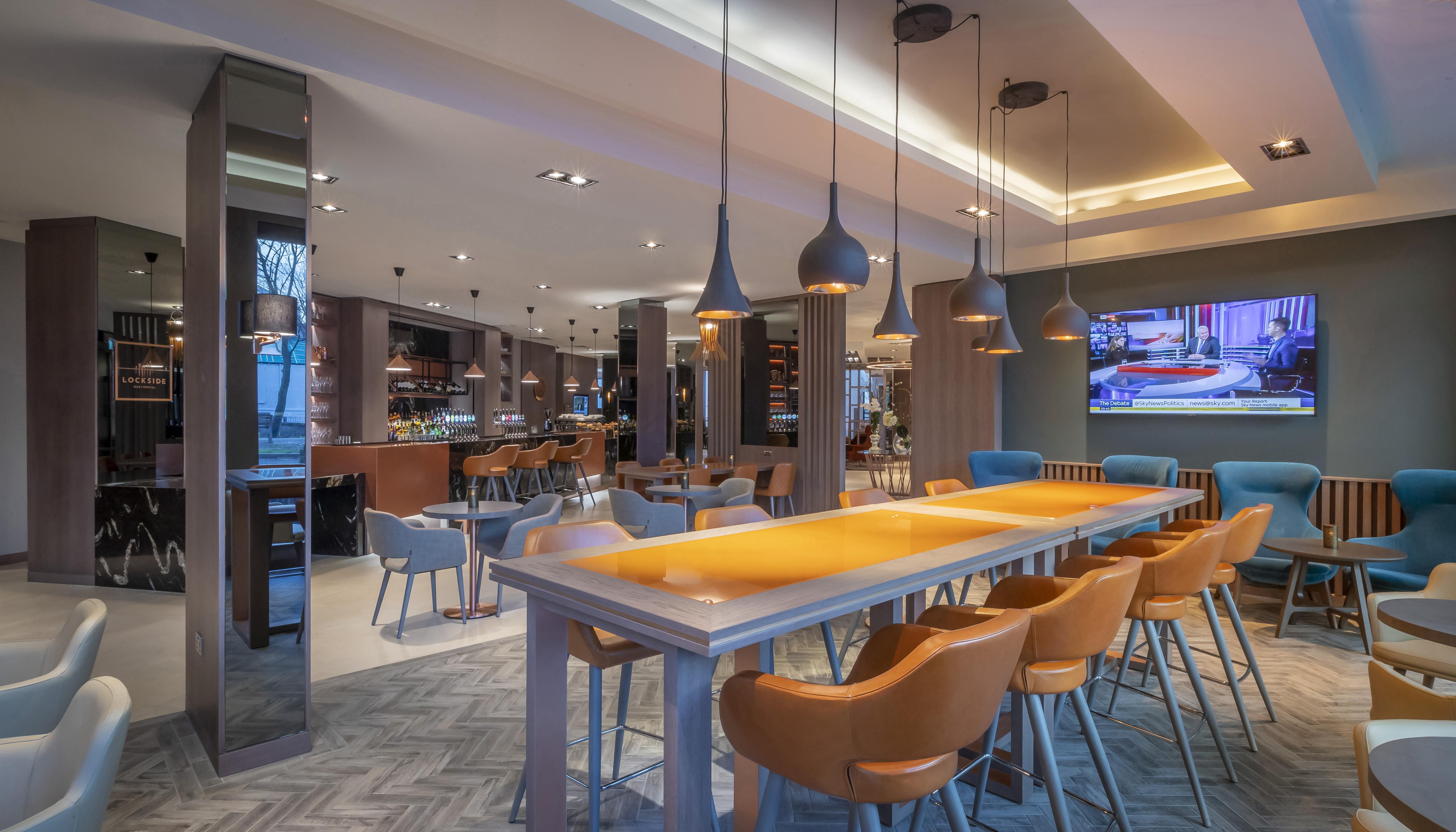 Hotel Clayton Charlemont