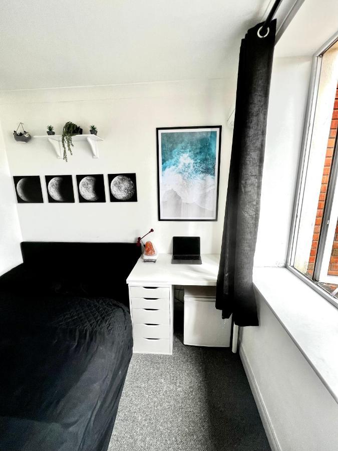 Custom House, 1 Room, 1 Homestay Dublin