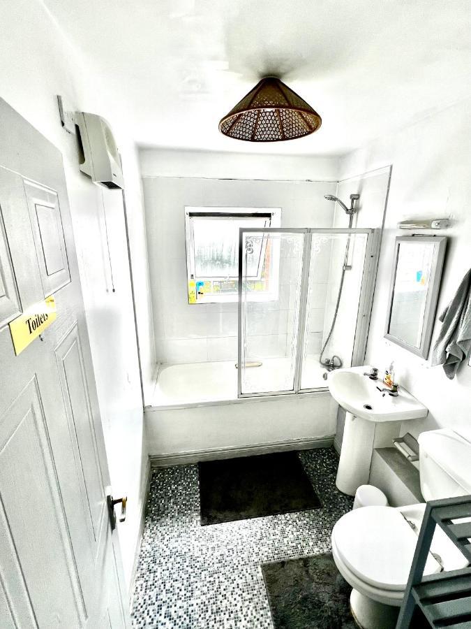 Custom House, 1 Room, 1 Homestay *