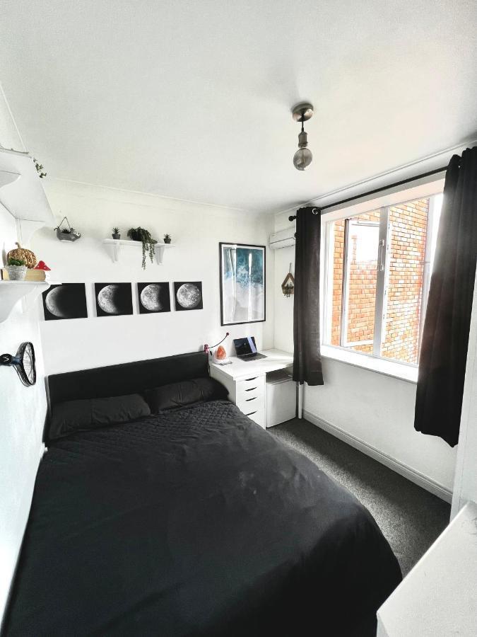 Custom House, 1 Room, 1 Homestay