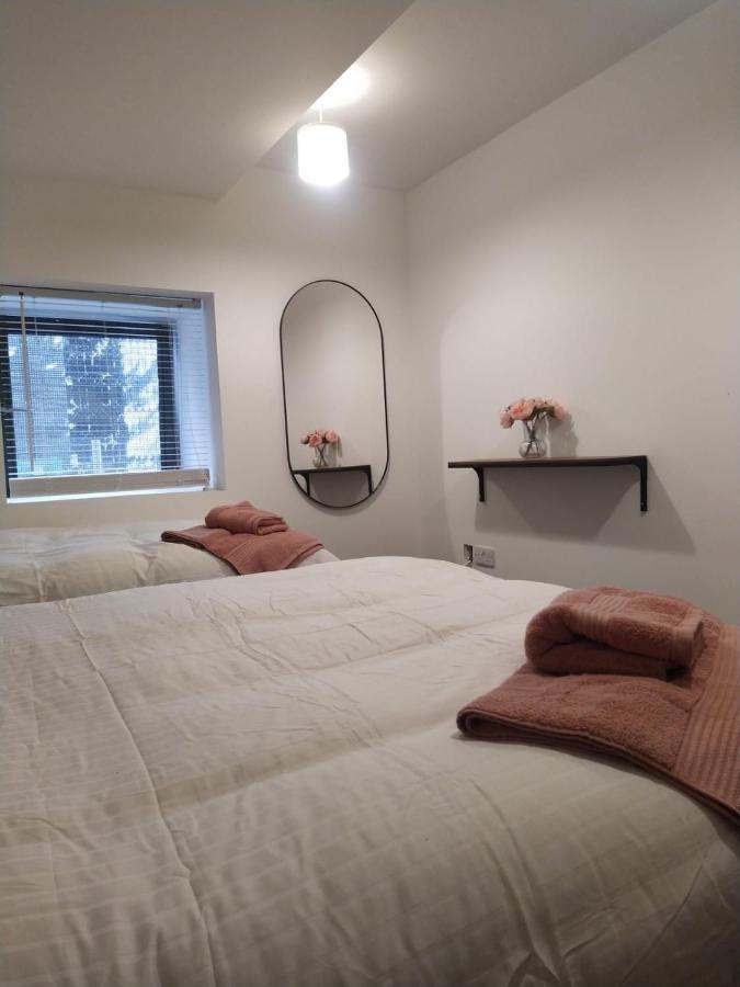Spacious Two Bedroom Longs Place, 8 *
