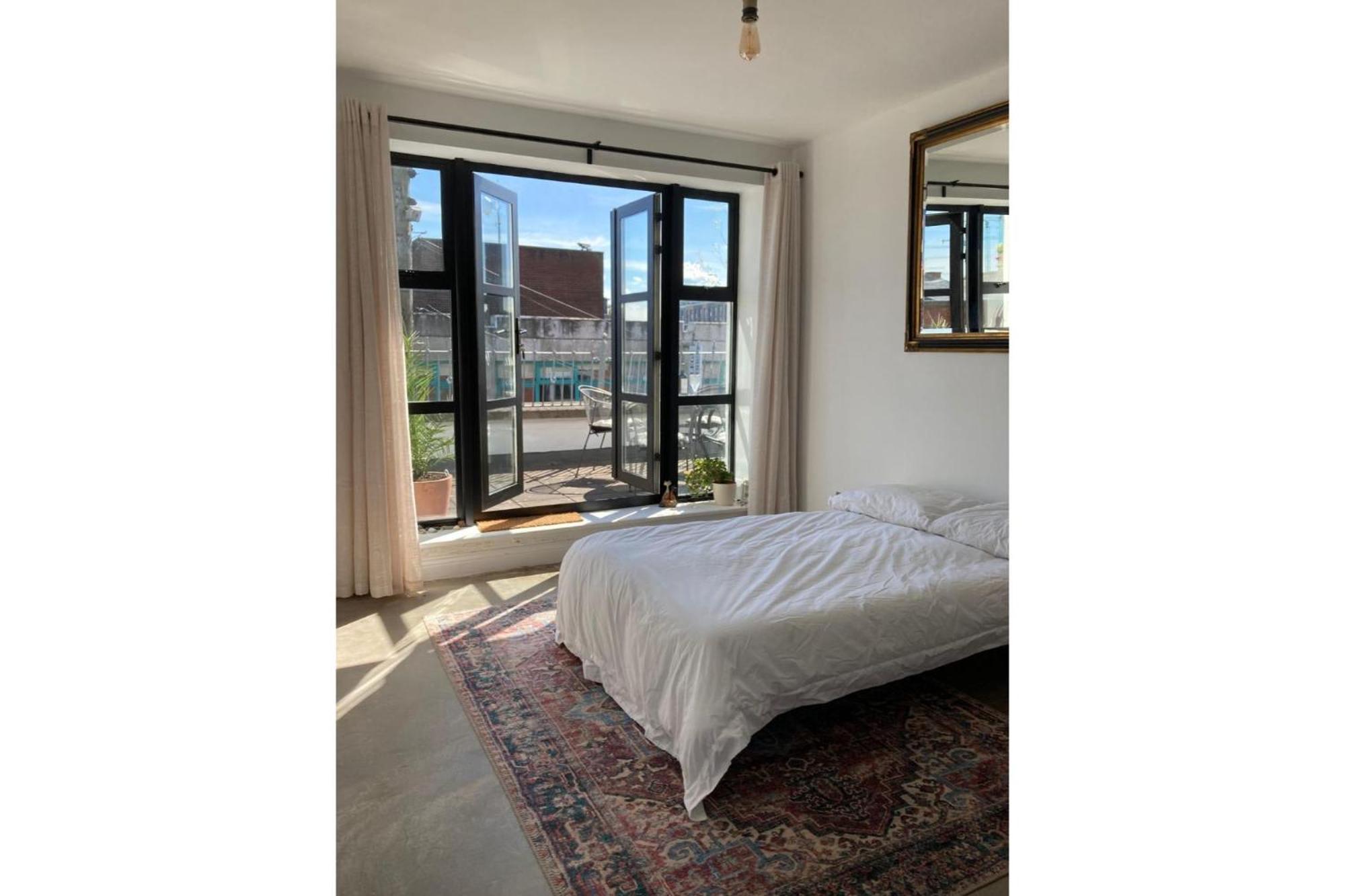 Apartment 2 Bed City Centre Penthouse With Cathedral Views *