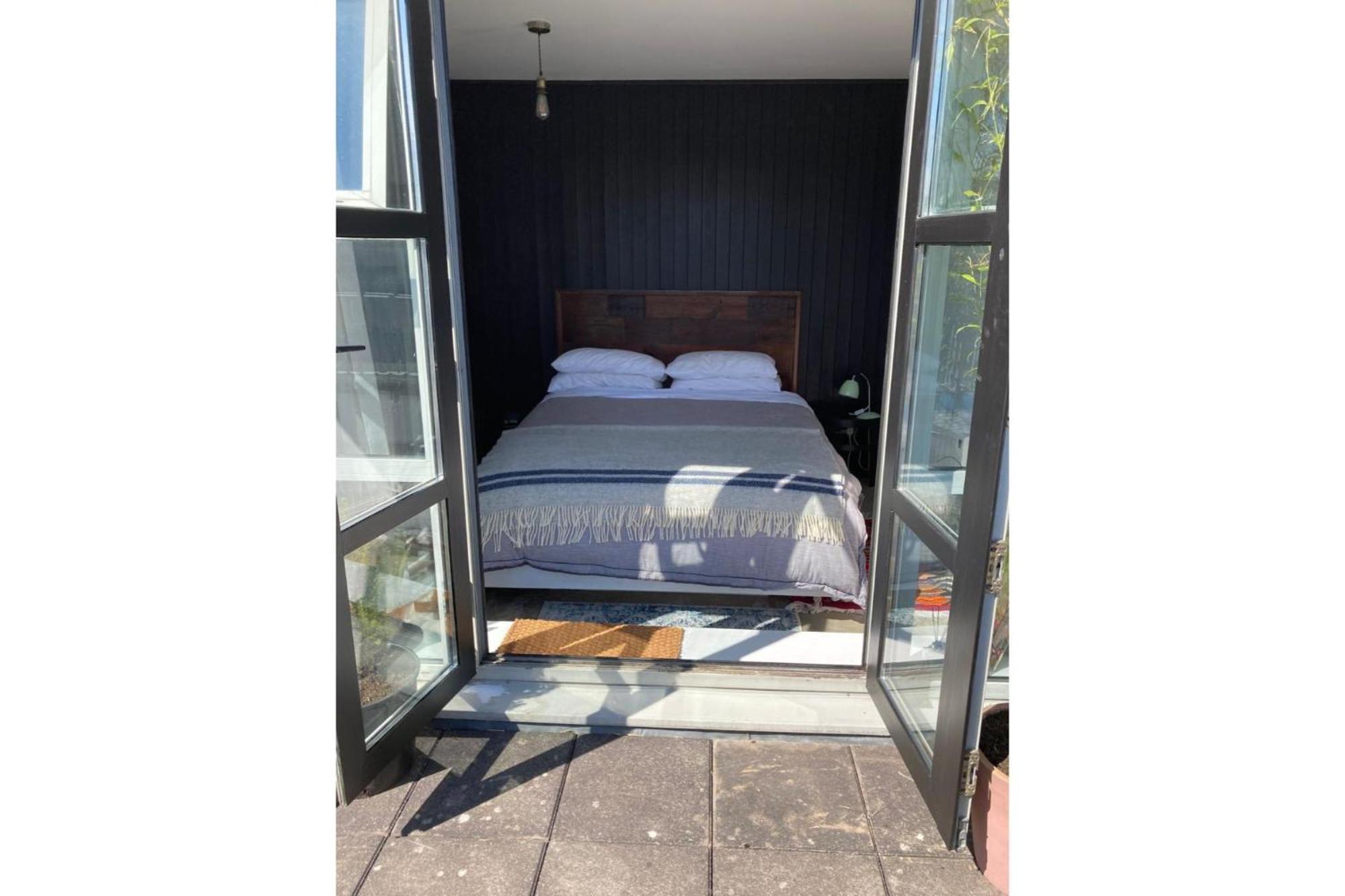 Apartment 2 Bed City Centre Penthouse With Cathedral Views *