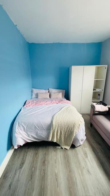 Entire In Apartment