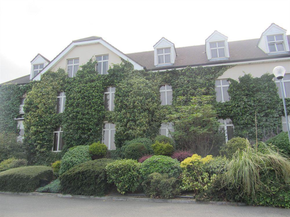 Red Cow Moran Hotel 4*