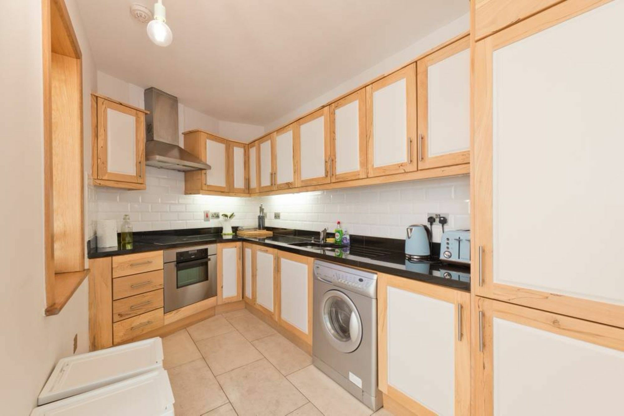 2 Bedroom Centre With Patio Sleeps 6 Apartment