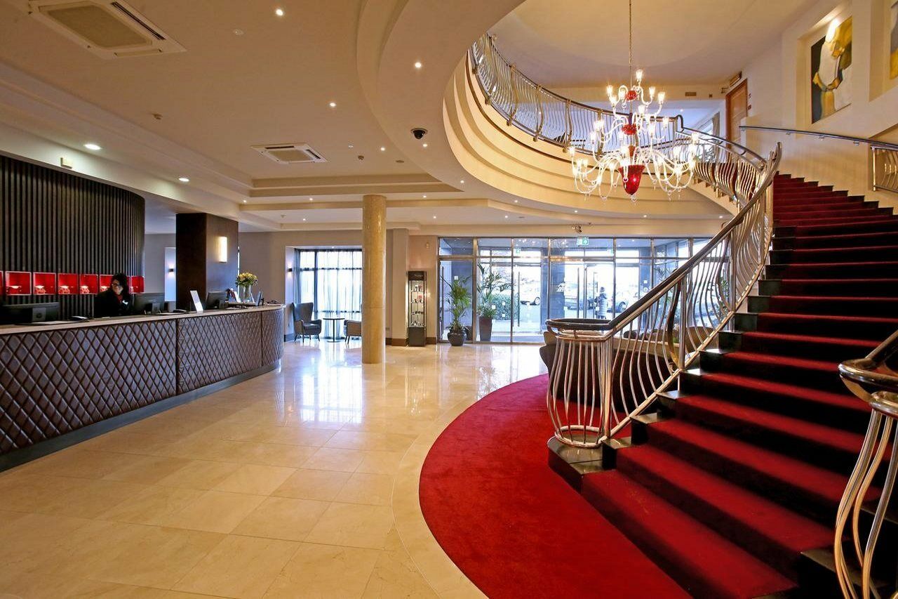 Hotel Red Cow Moran Dublin