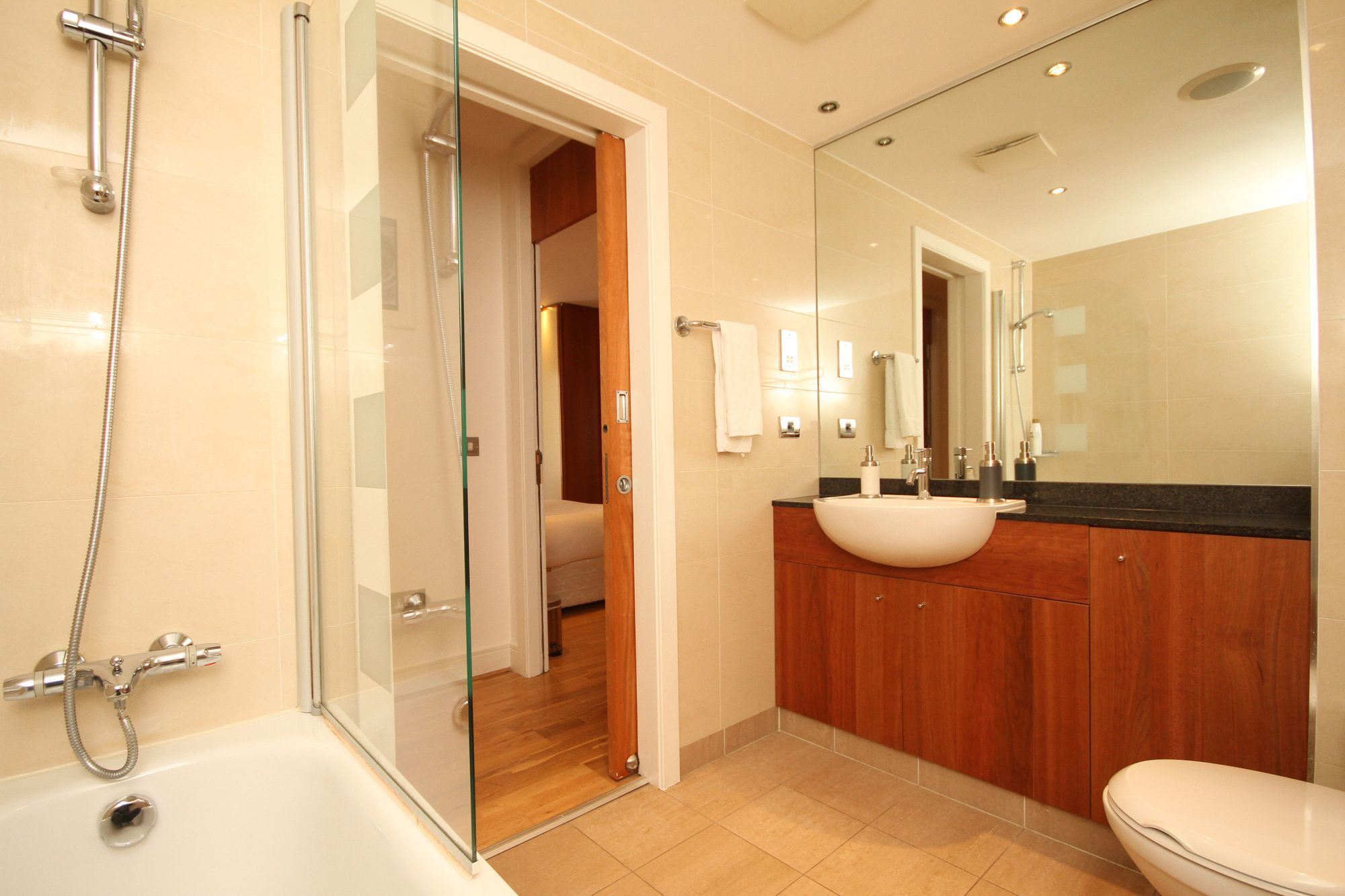 Apartment South Great Georges St. Penthouse