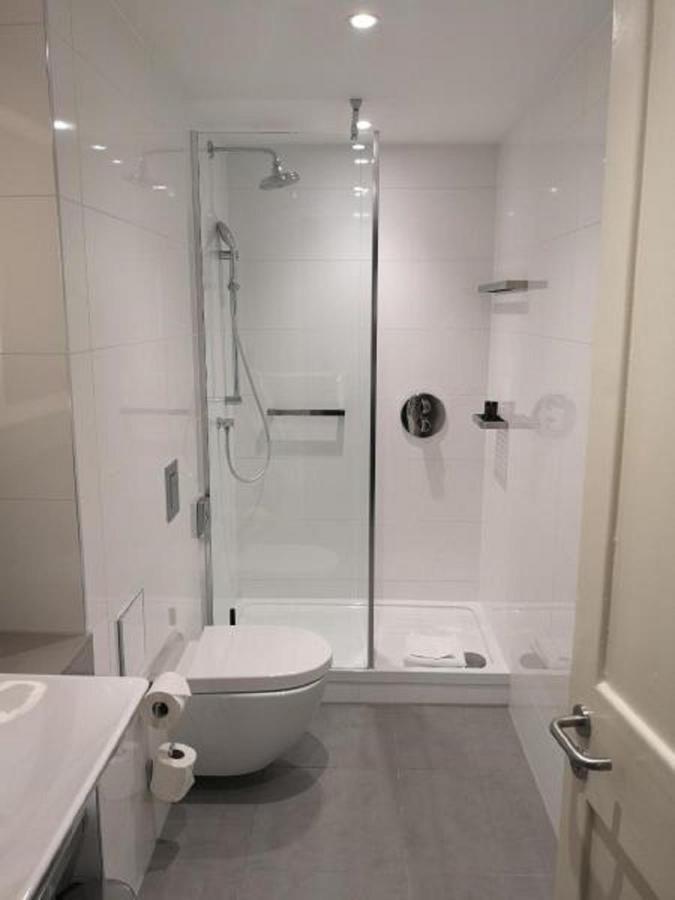 Clayton Charlemont 4*